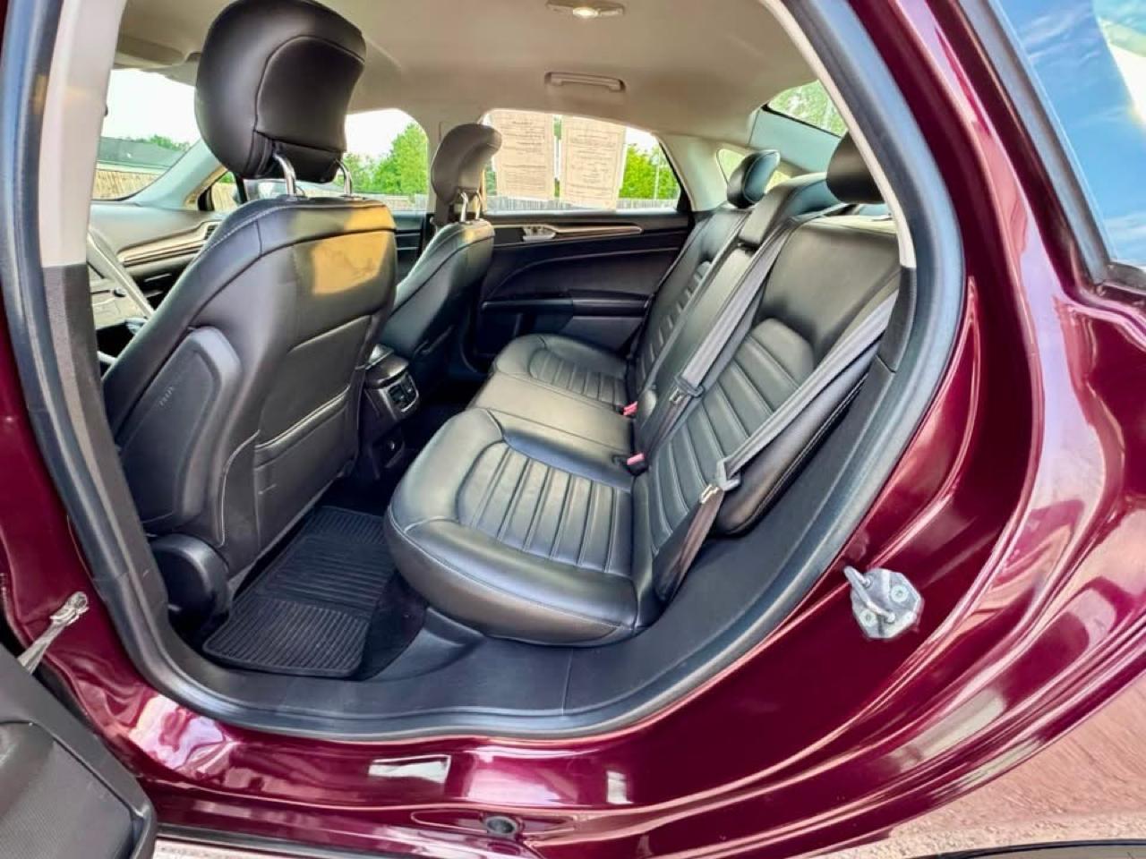 Ford Fusion SE 2013