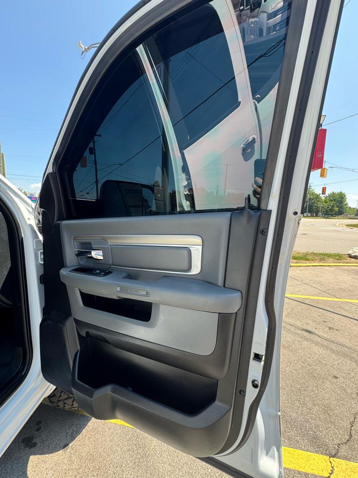 RAM 2500 SLT Crew Cab SWB 4WD 2015