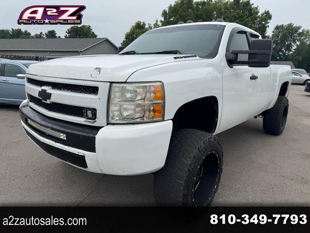White 2007 Chevrolet Silverado 1500 Pickup Truck Rear-Wheel Drive Automatic