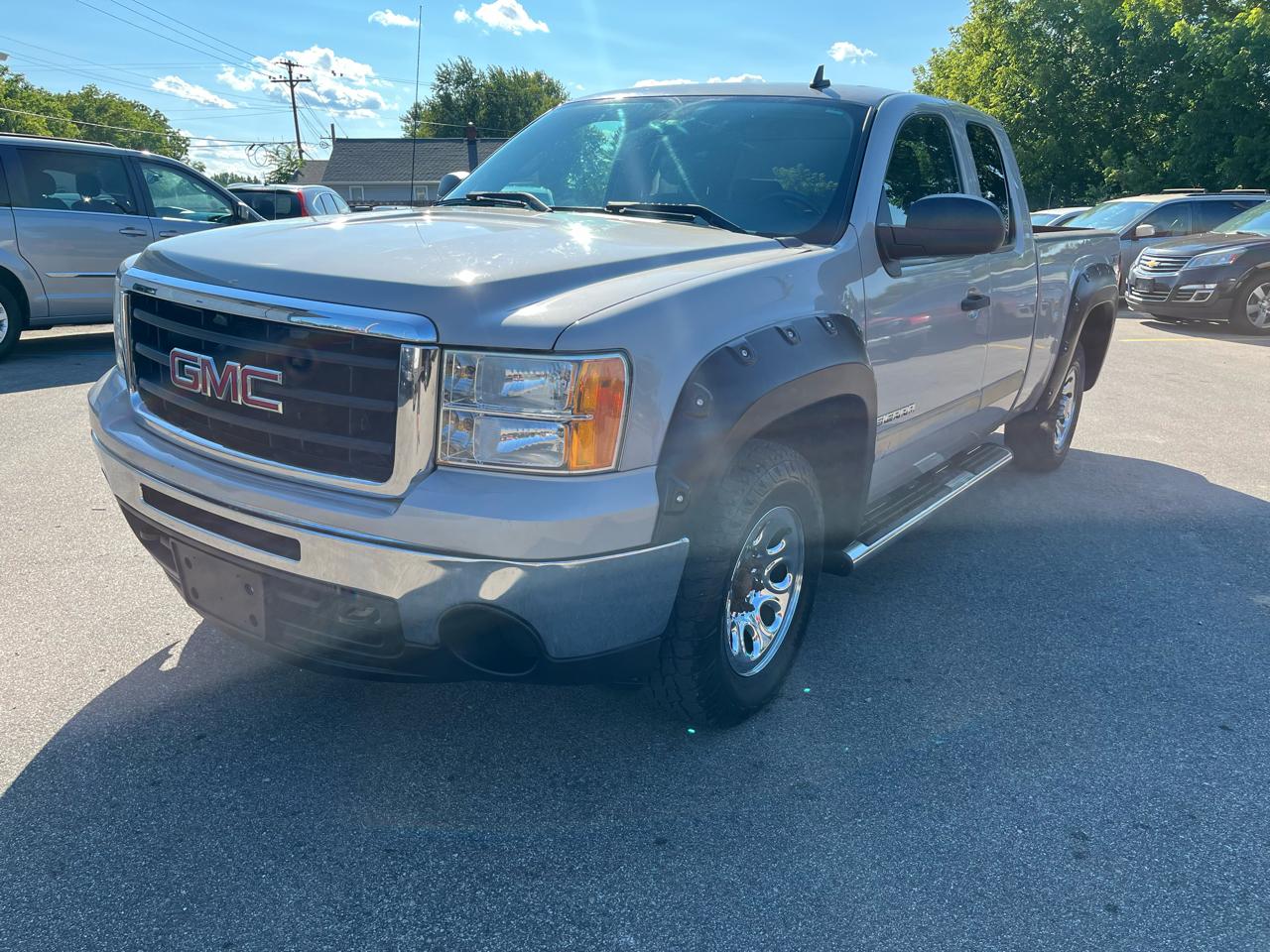GMC Sierra 1500 Work Truck Ext. Cab Long Box 4WD 2009