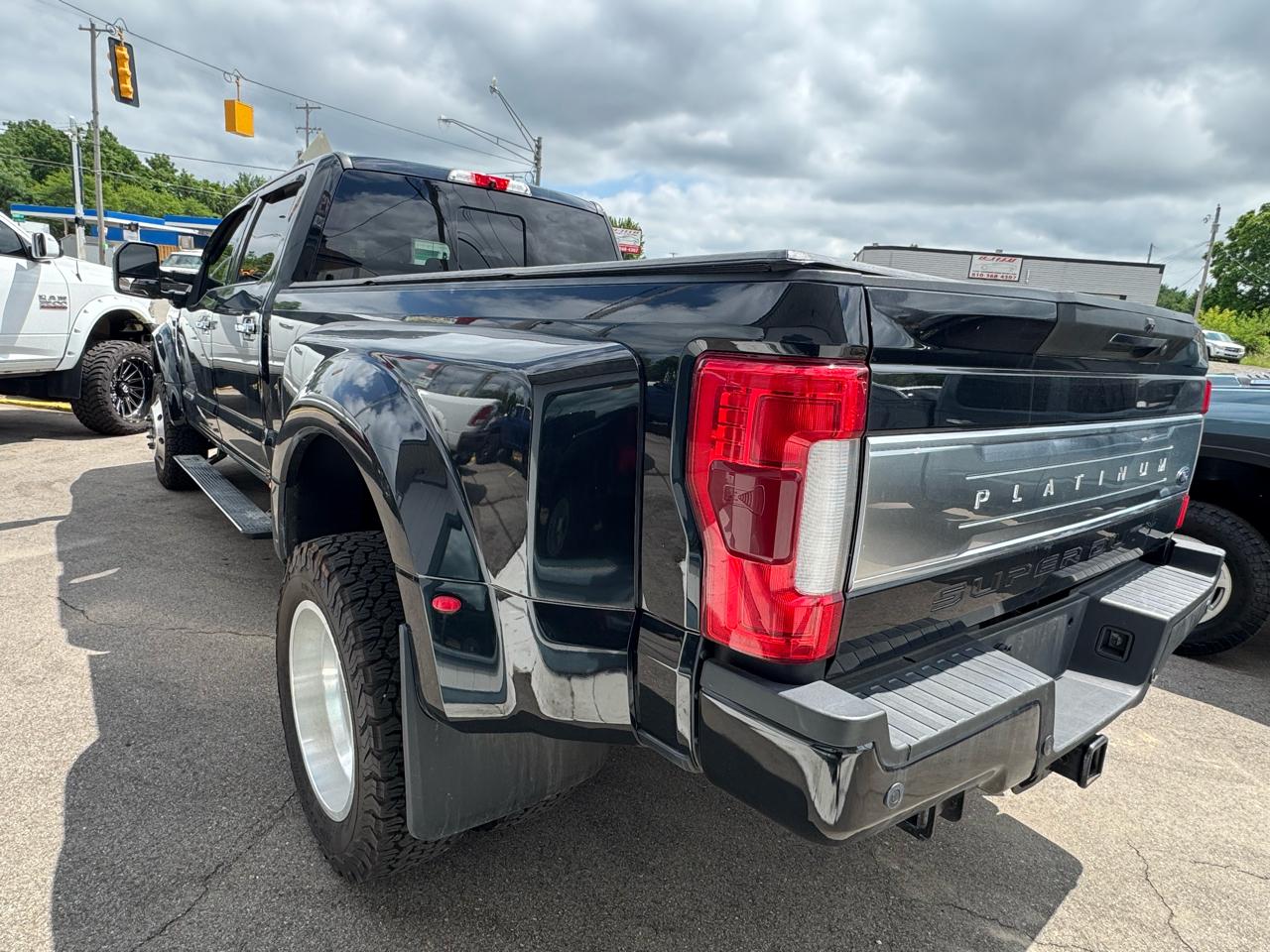 Ford F-450 SD Platinum Crew Cab DRW 4WD 2019