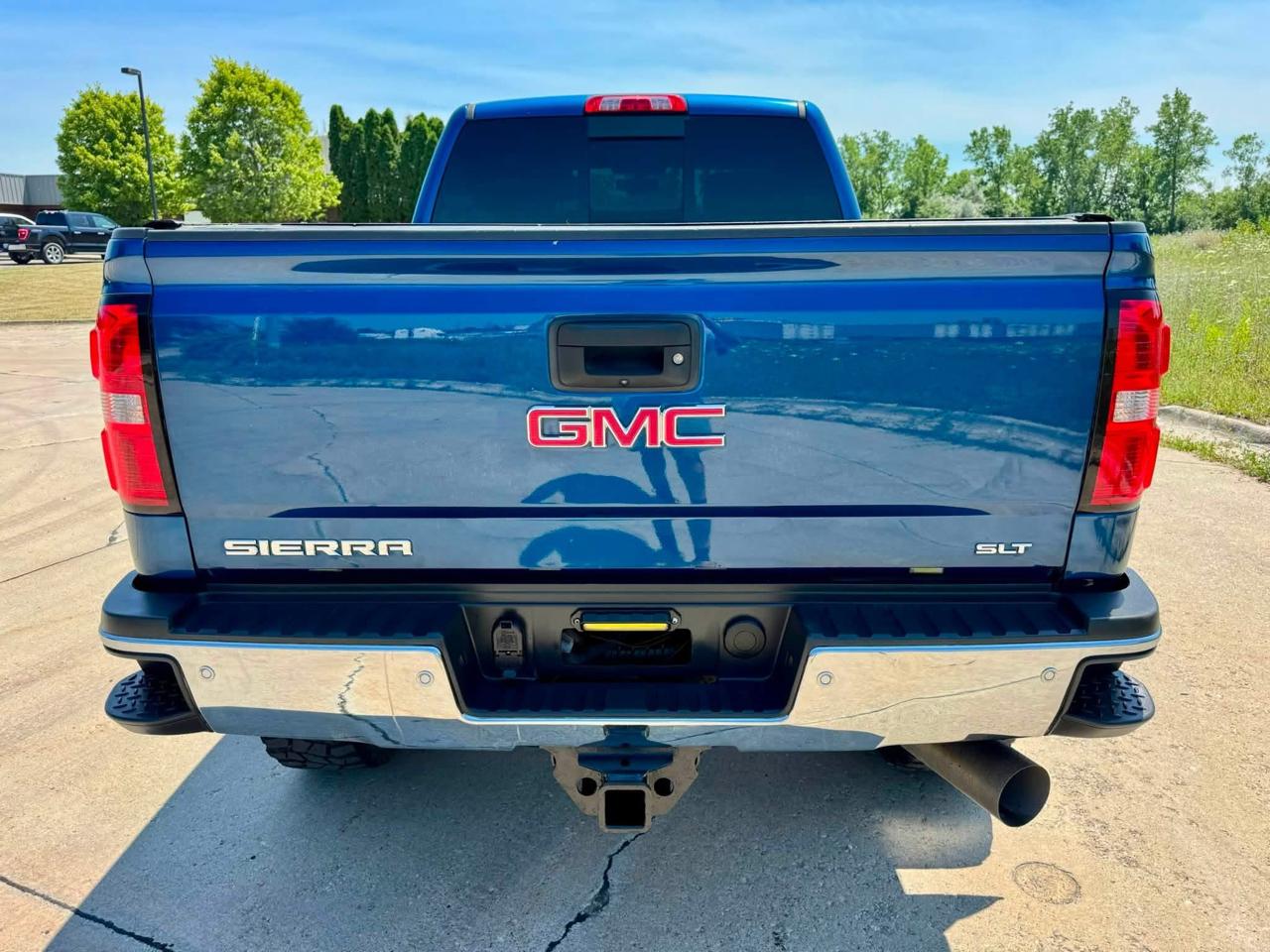 GMC Sierra 2500HD SLT Crew Cab 4WD 2018