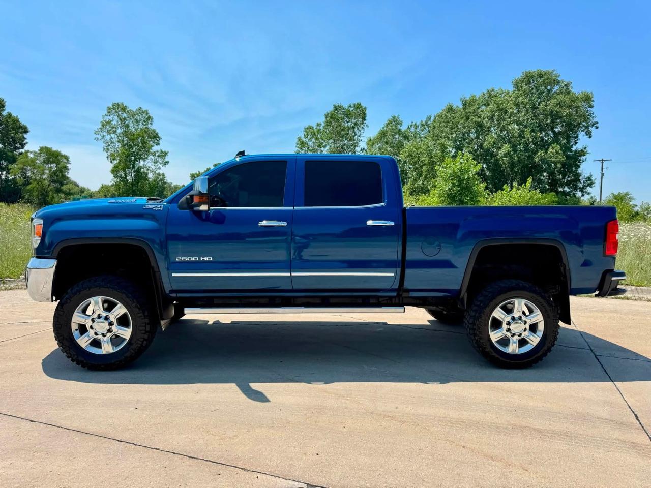 GMC Sierra 2500HD SLT Crew Cab 4WD 2018