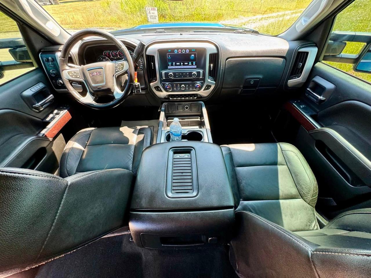 GMC Sierra 2500HD SLT Crew Cab 4WD 2018