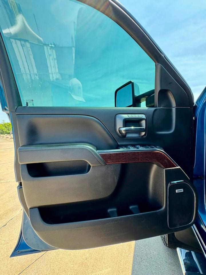 GMC Sierra 2500HD SLT Crew Cab 4WD 2018