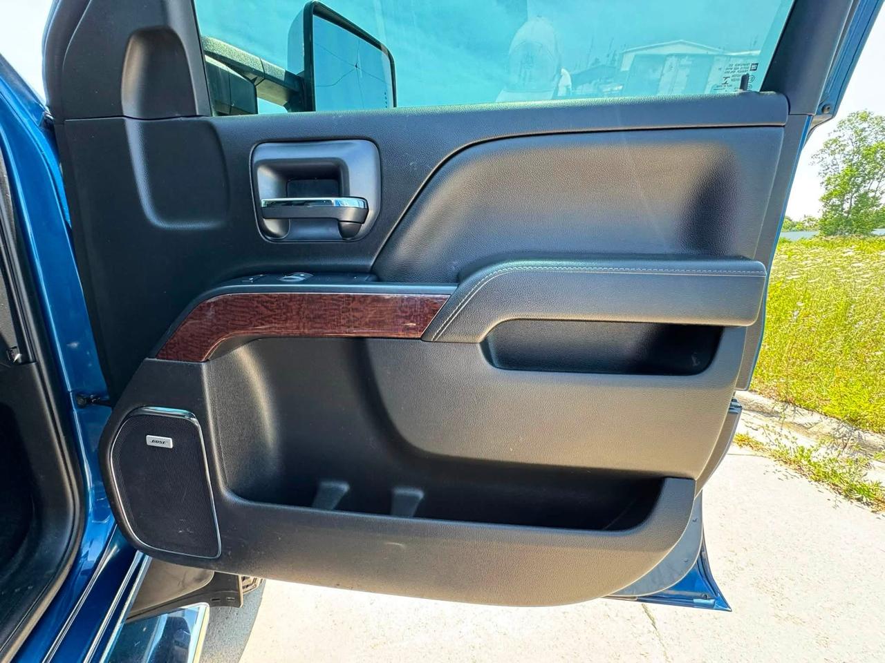 GMC Sierra 2500HD SLT Crew Cab 4WD 2018