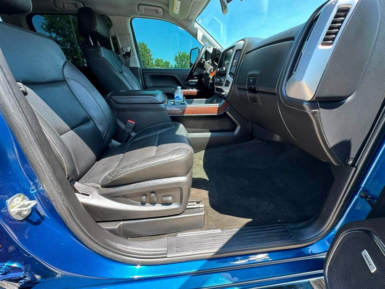 GMC Sierra 2500HD SLT Crew Cab 4WD 2018