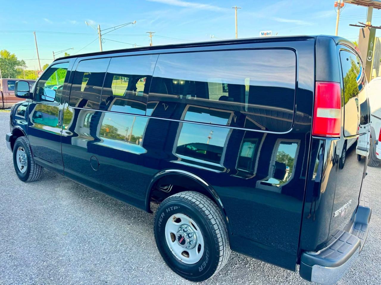 GMC Savana LT G2500 2015