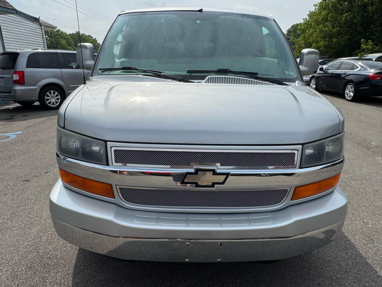 Chevrolet Express RV G2500 2010