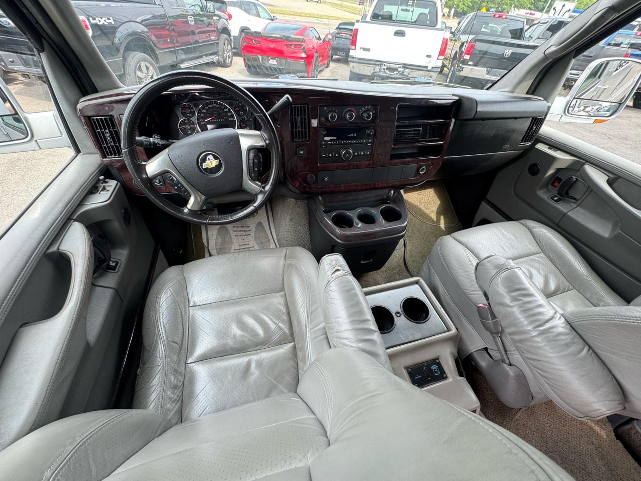 Chevrolet Express RV G2500 2010