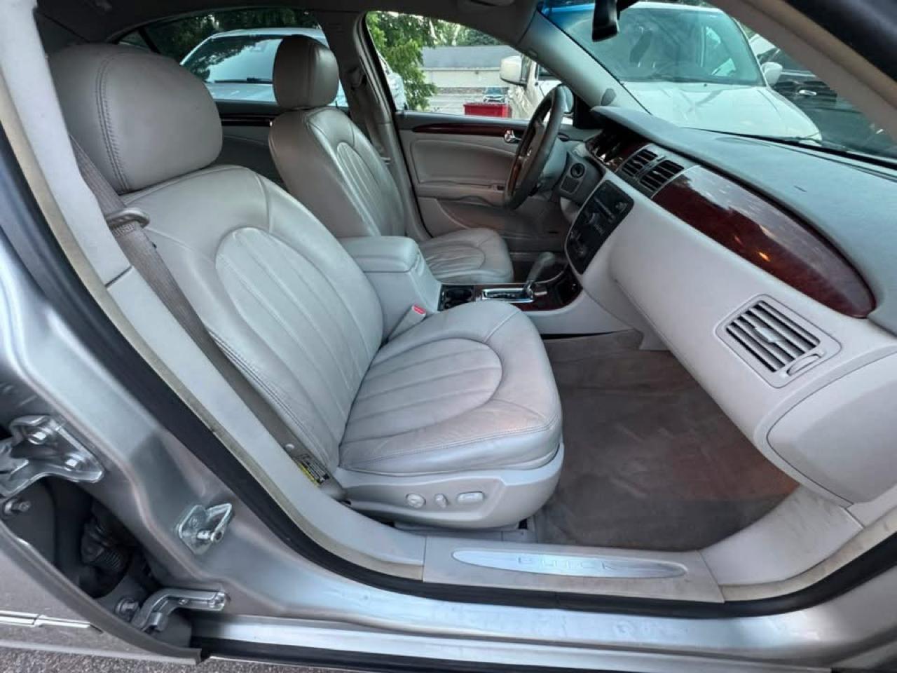 Buick Lucerne CXL V6 2006