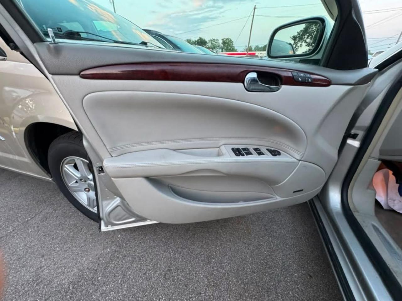 Buick Lucerne CXL V6 2006