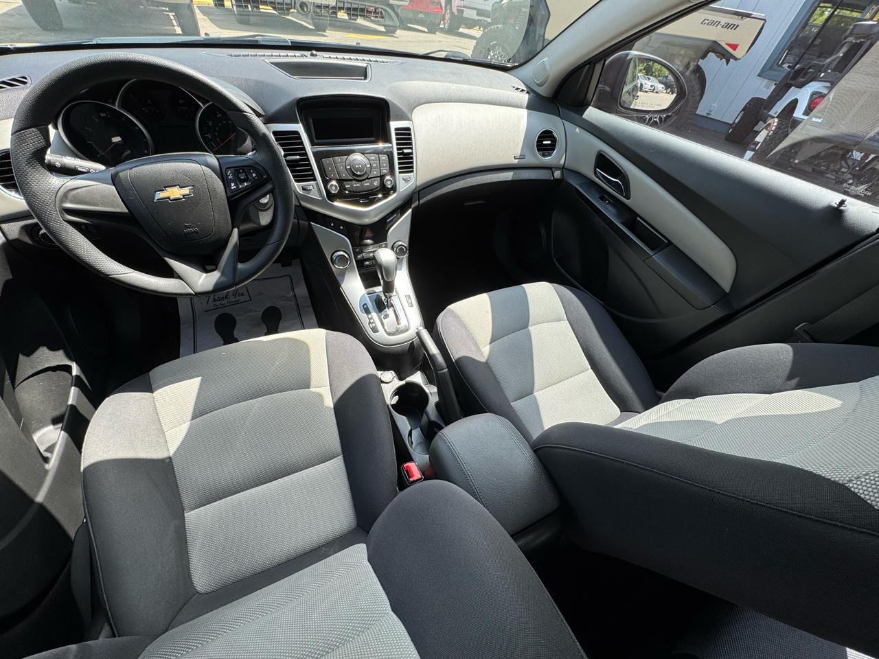 Chevrolet Cruze LS Auto 2014