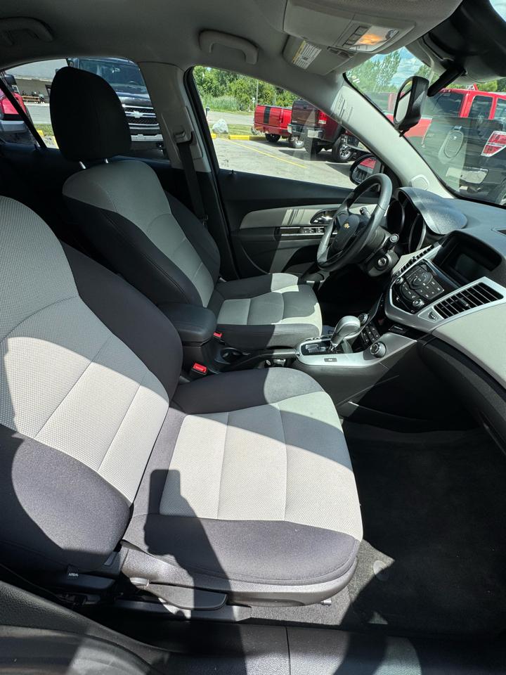 Chevrolet Cruze LS Auto 2014