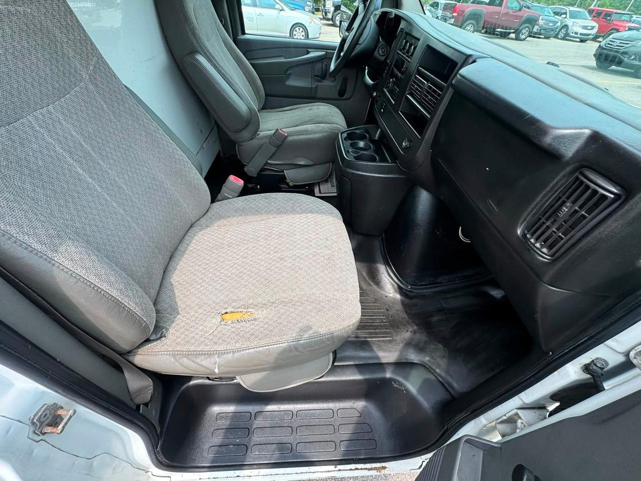 Chevrolet Express G3500 2013