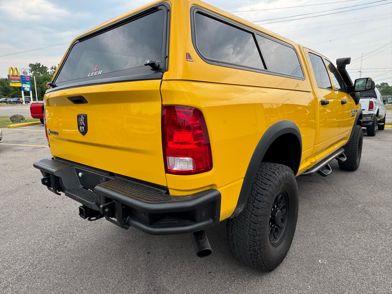 RAM 2500 Tradesman Crew Cab SWB 4WD 2016