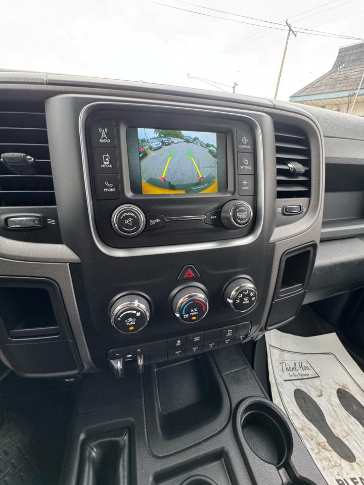 RAM 2500 Tradesman Crew Cab SWB 4WD 2016