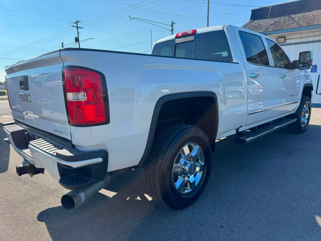 GMC Sierra 3500HD Denali Crew Cab Long Box 4WD 2019