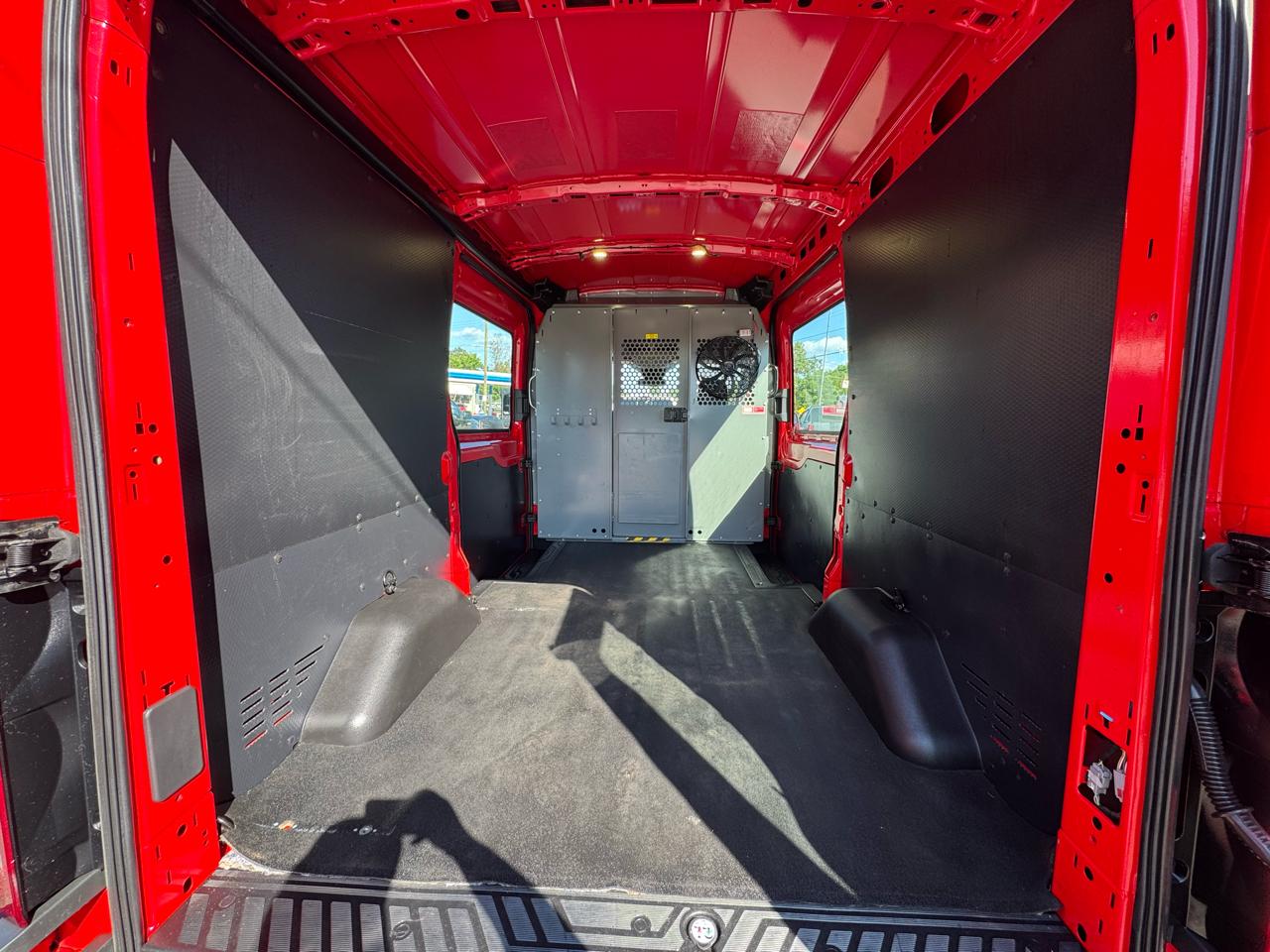 Ford Transit 150 Van Med. Roof w/Dual Sliding 130-in. WB 2017