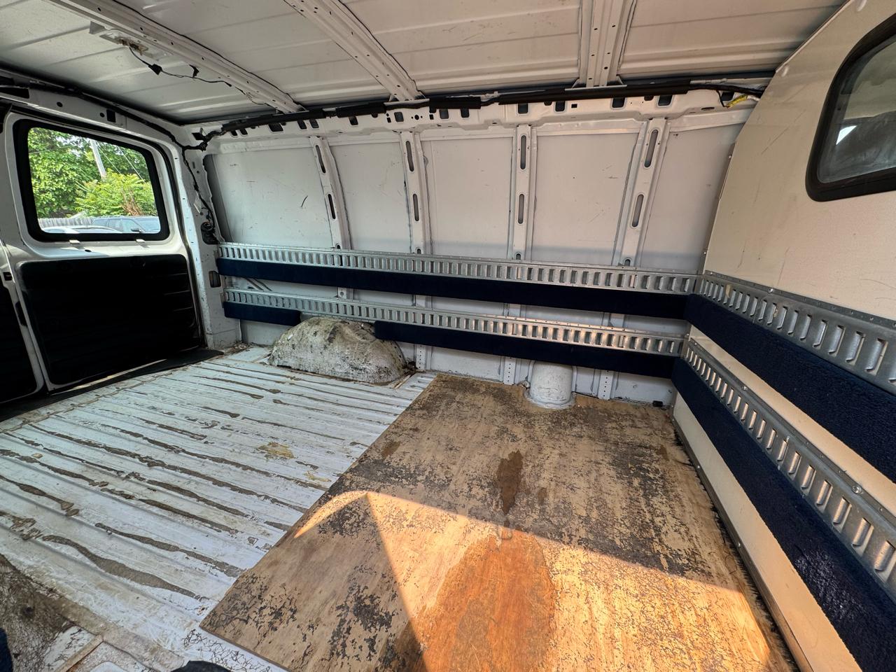 Chevrolet Express 1500 Cargo 2014