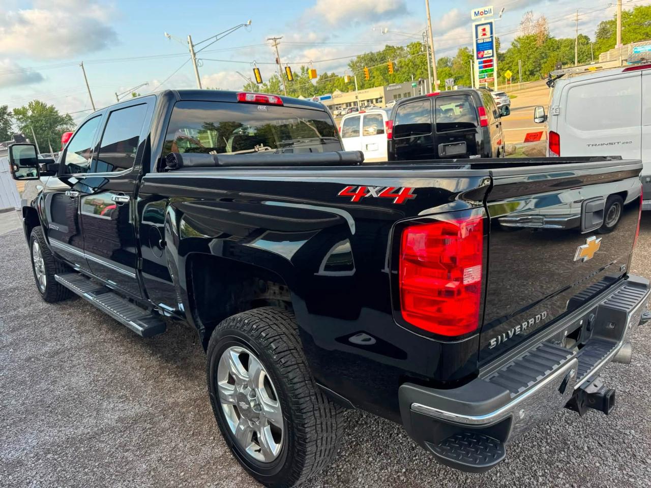 Chevrolet Silverado 2500HD LTZ Crew Cab Long Box 4WD 2018