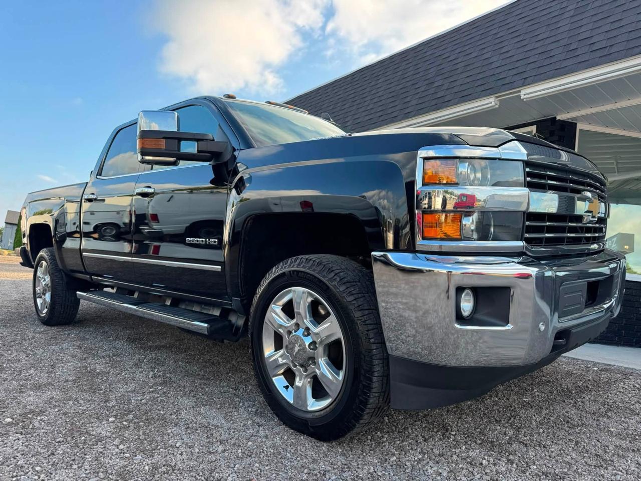 Chevrolet Silverado 2500HD LTZ Crew Cab Long Box 4WD 2018
