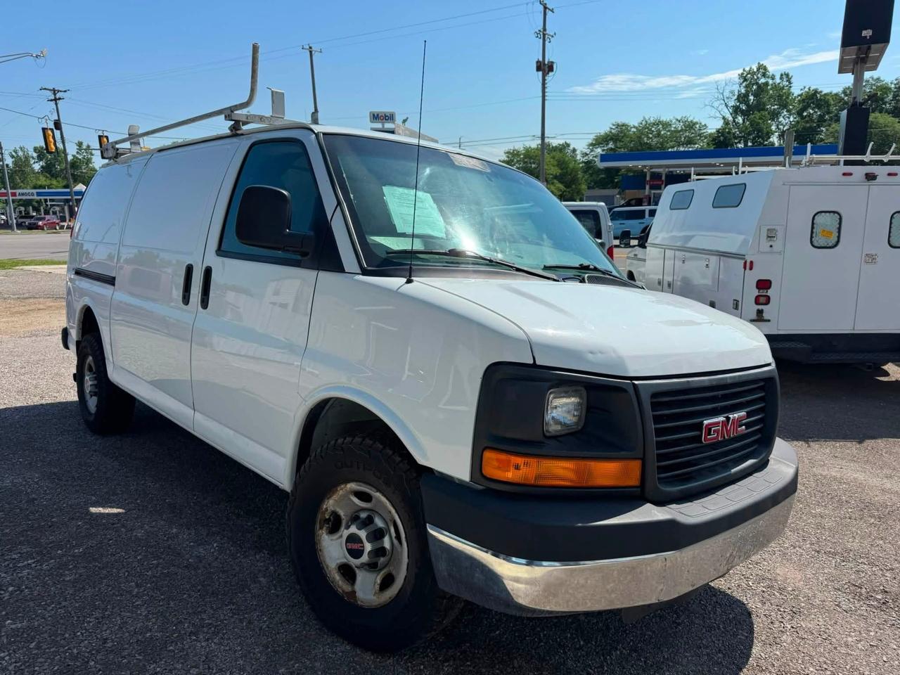 GMC Savana G3500 Cargo 2016