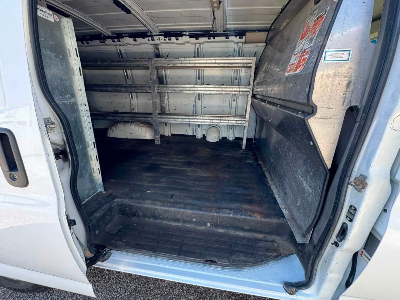 GMC Savana G3500 Cargo 2016