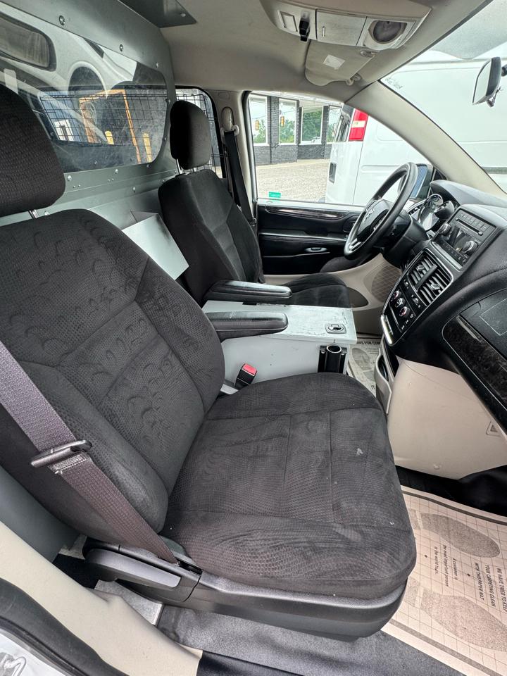 RAM Cargo Van Base 2014