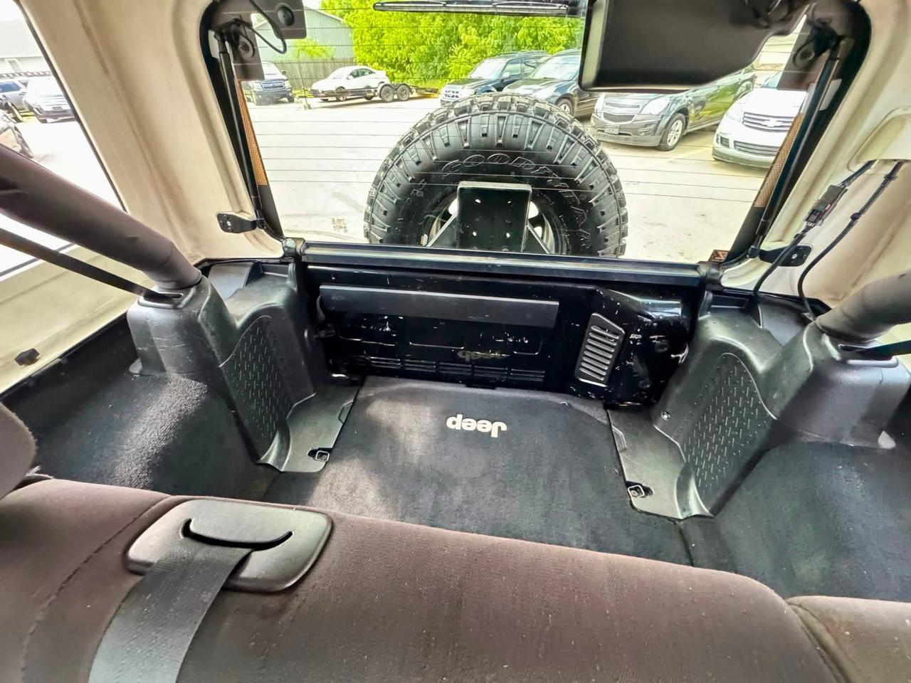 Jeep Wrangler Unlimited Sport 4WD 2015