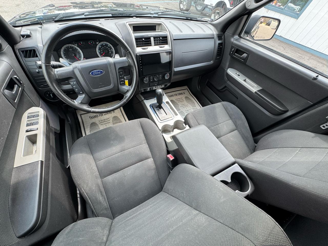 Ford Escape XLT FWD 2010