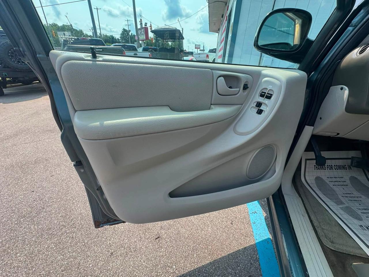 Dodge Grand Caravan SE 2005