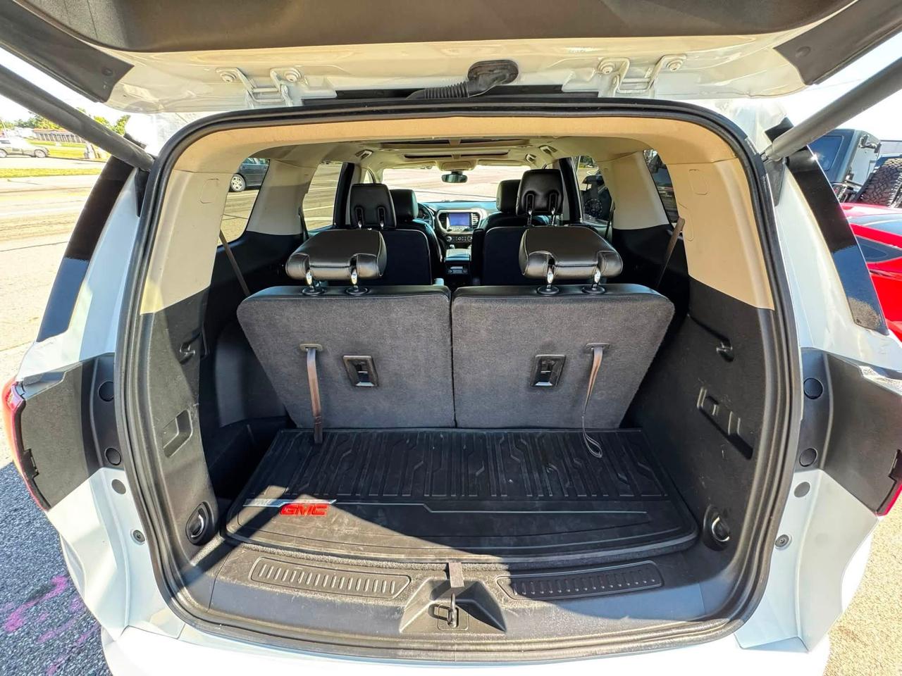 GMC Acadia Denali AWD 2017