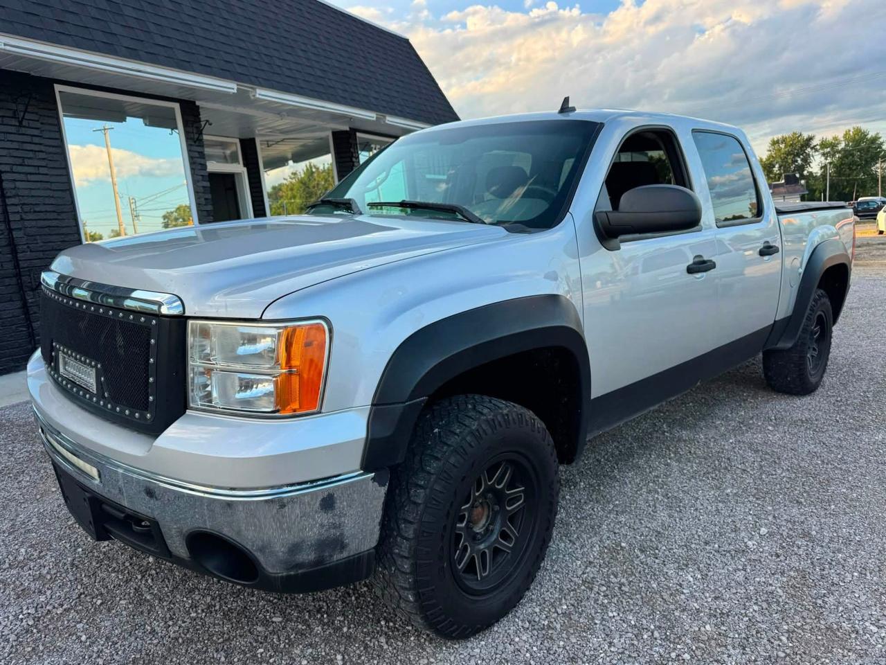 GMC Sierra 1500 SL Crew Cab 4WD 2011