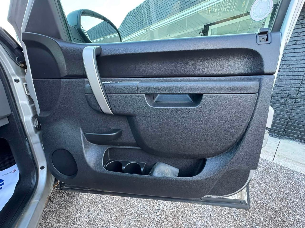 GMC Sierra 1500 SL Crew Cab 4WD 2011