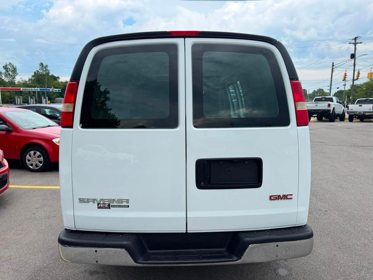GMC Savana G2500 Cargo 2014