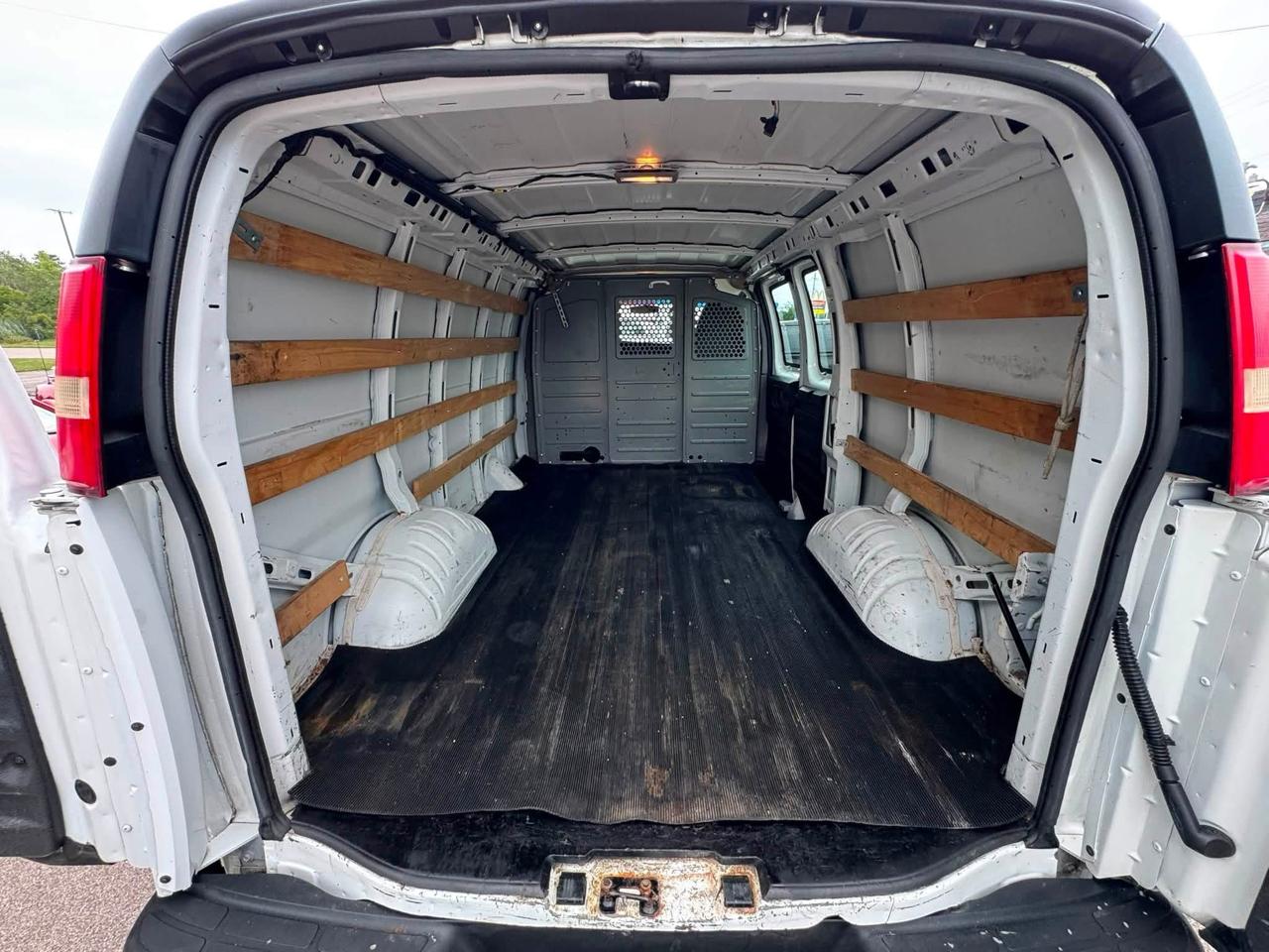 GMC Savana G2500 Cargo 2014