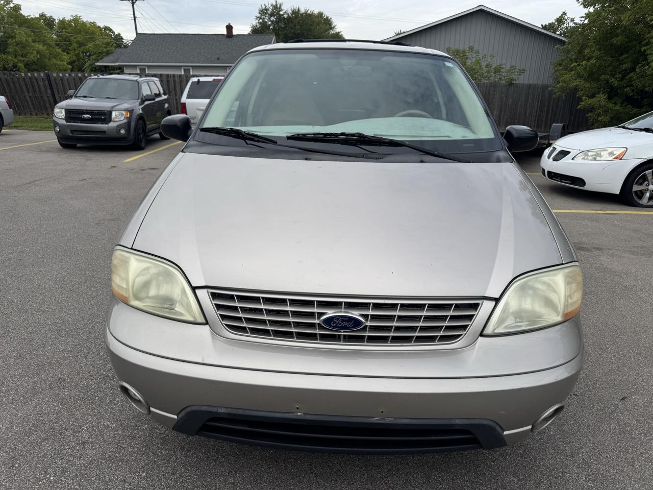 Ford Windstar LX Deluxe 2003