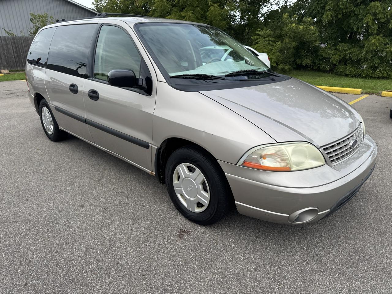 Ford Windstar LX Deluxe 2003