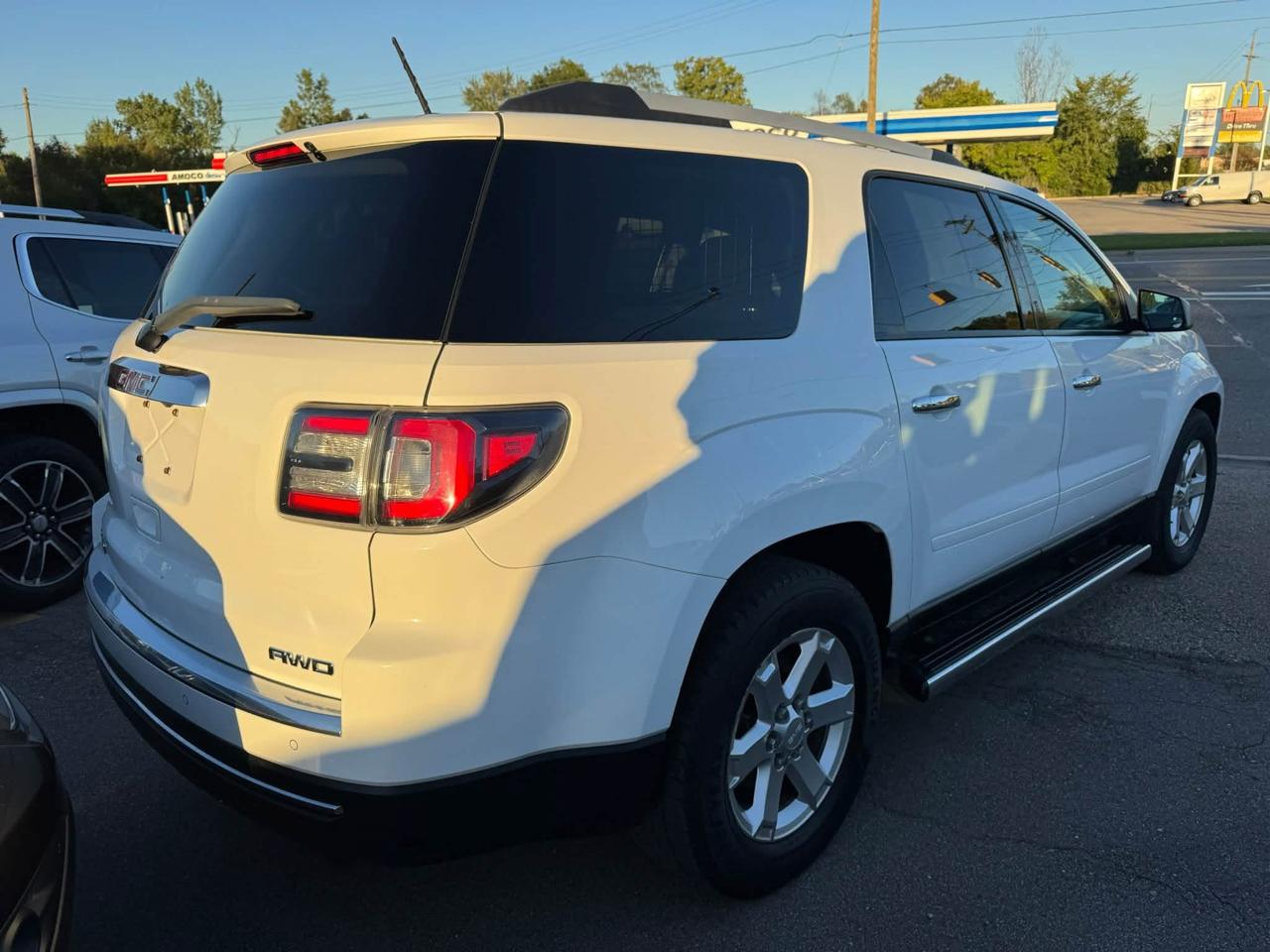 GMC Acadia SLE-1 AWD 2016