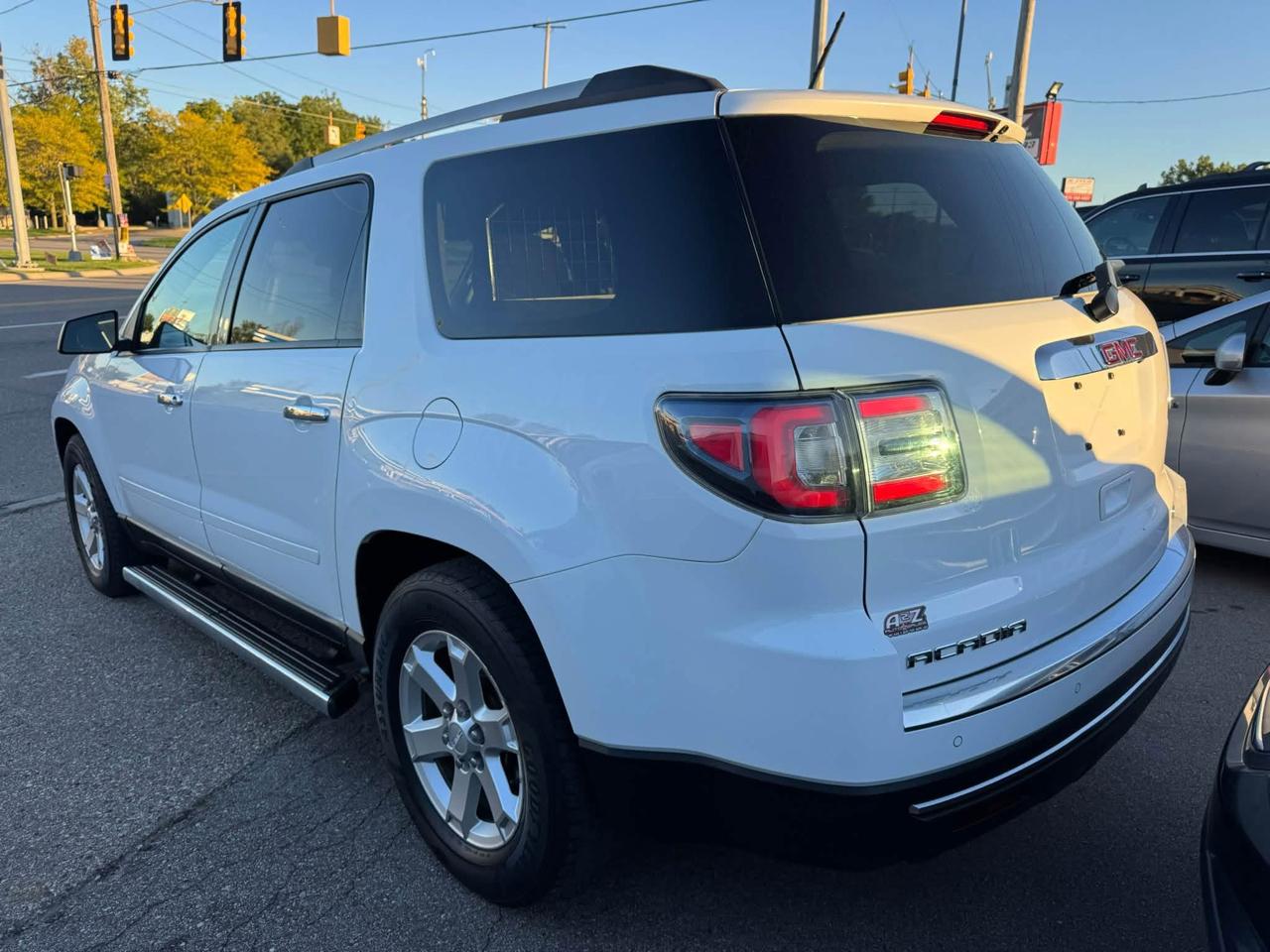 GMC Acadia SLE-1 AWD 2016