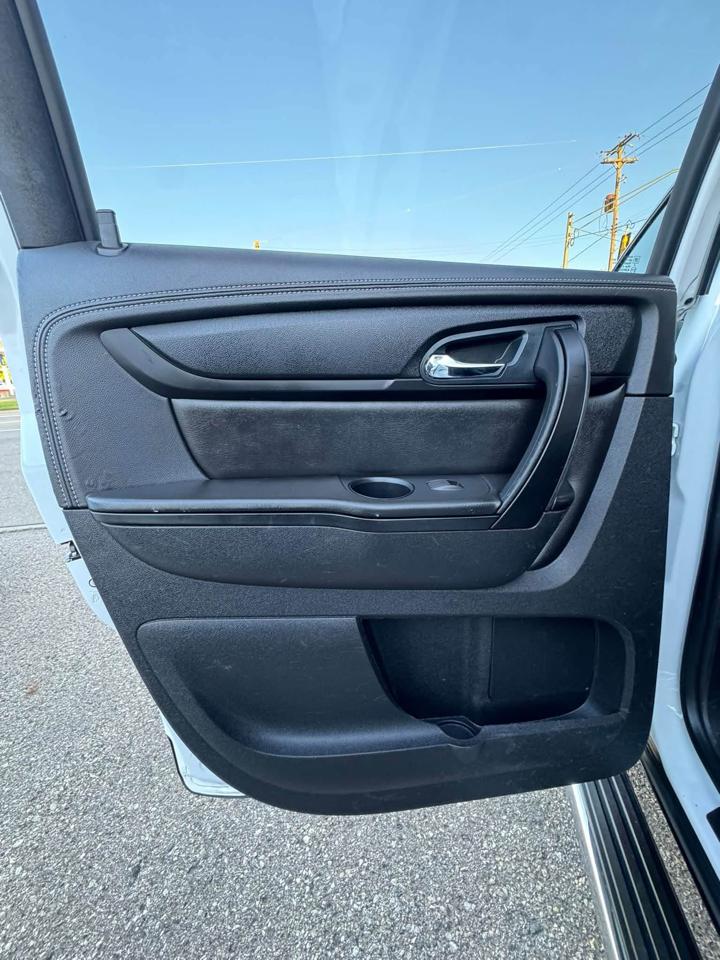 GMC Acadia SLE-1 AWD 2016