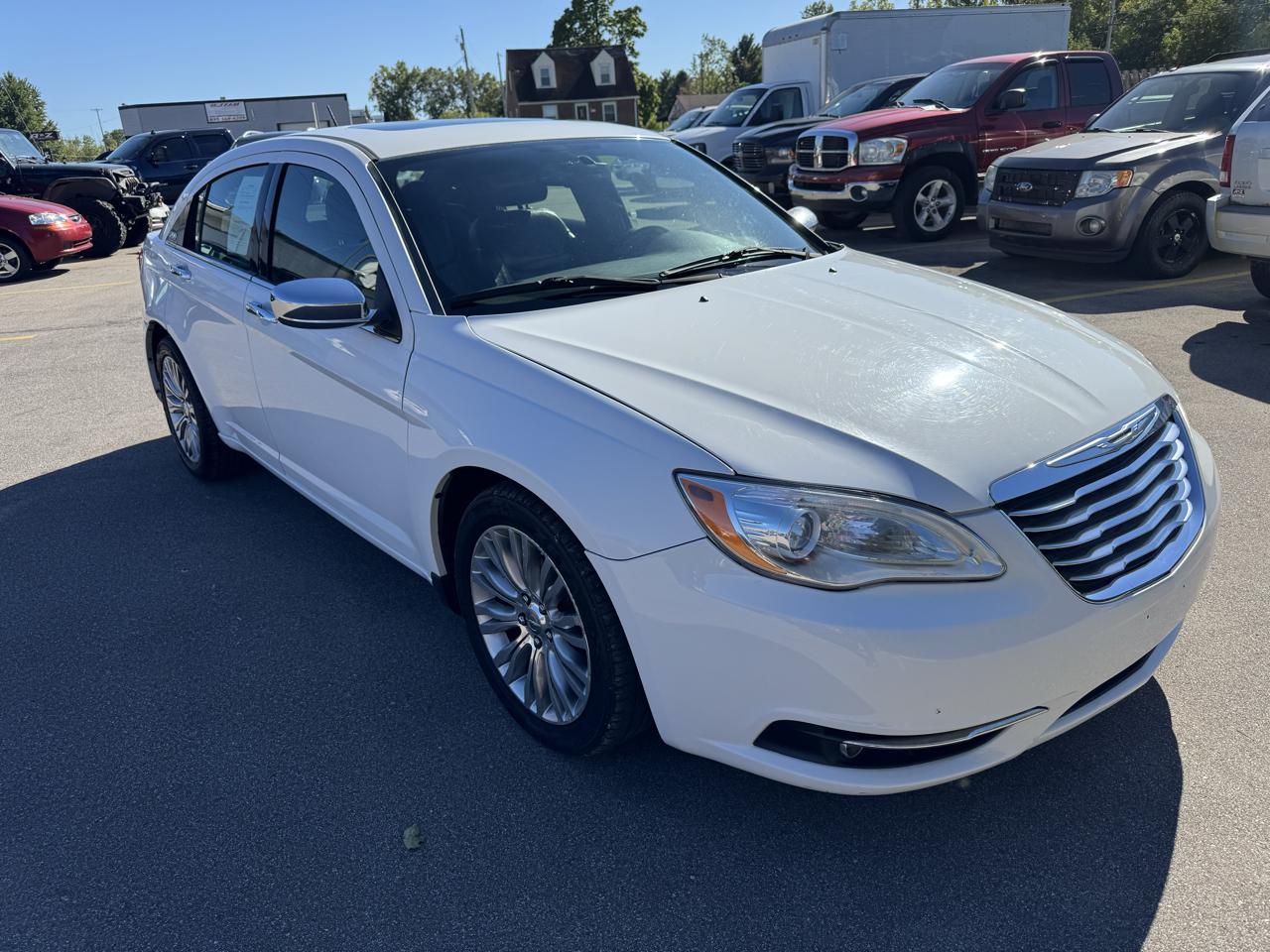 Chrysler 200 Limited 2013