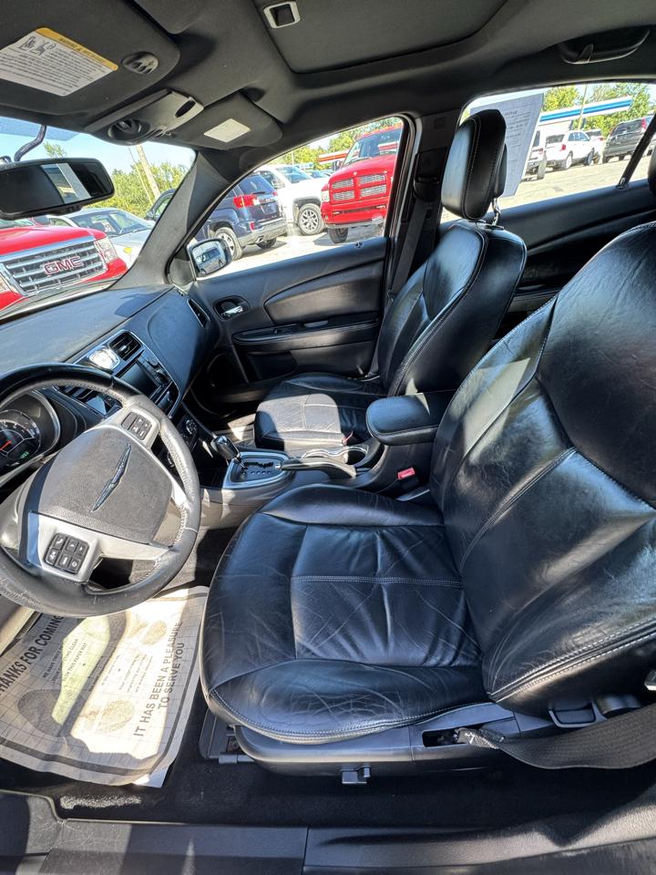 Chrysler 200 Limited 2013