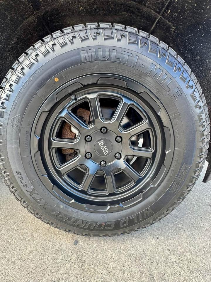 GMC Yukon SLT 4WD 2015