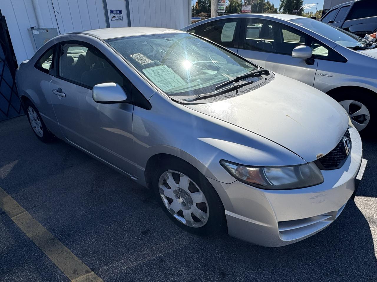 Honda Civic LX Coupe 5-Speed AT 2010