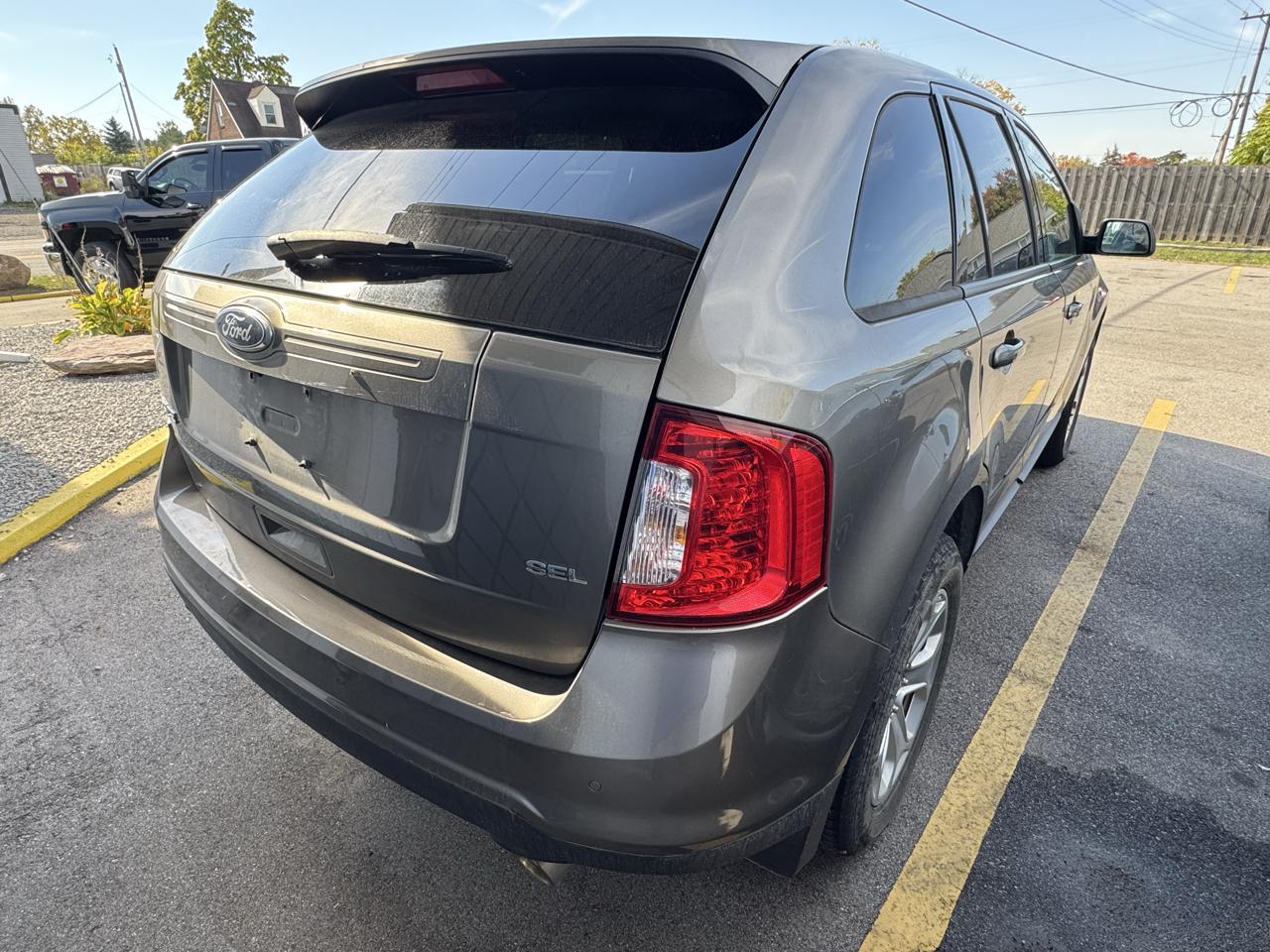 Ford Edge SEL FWD 2013