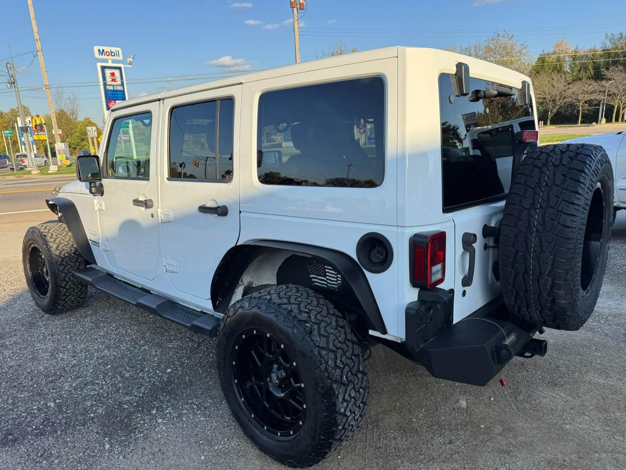 Jeep Wrangler Unlimited Sahara 4WD 2017