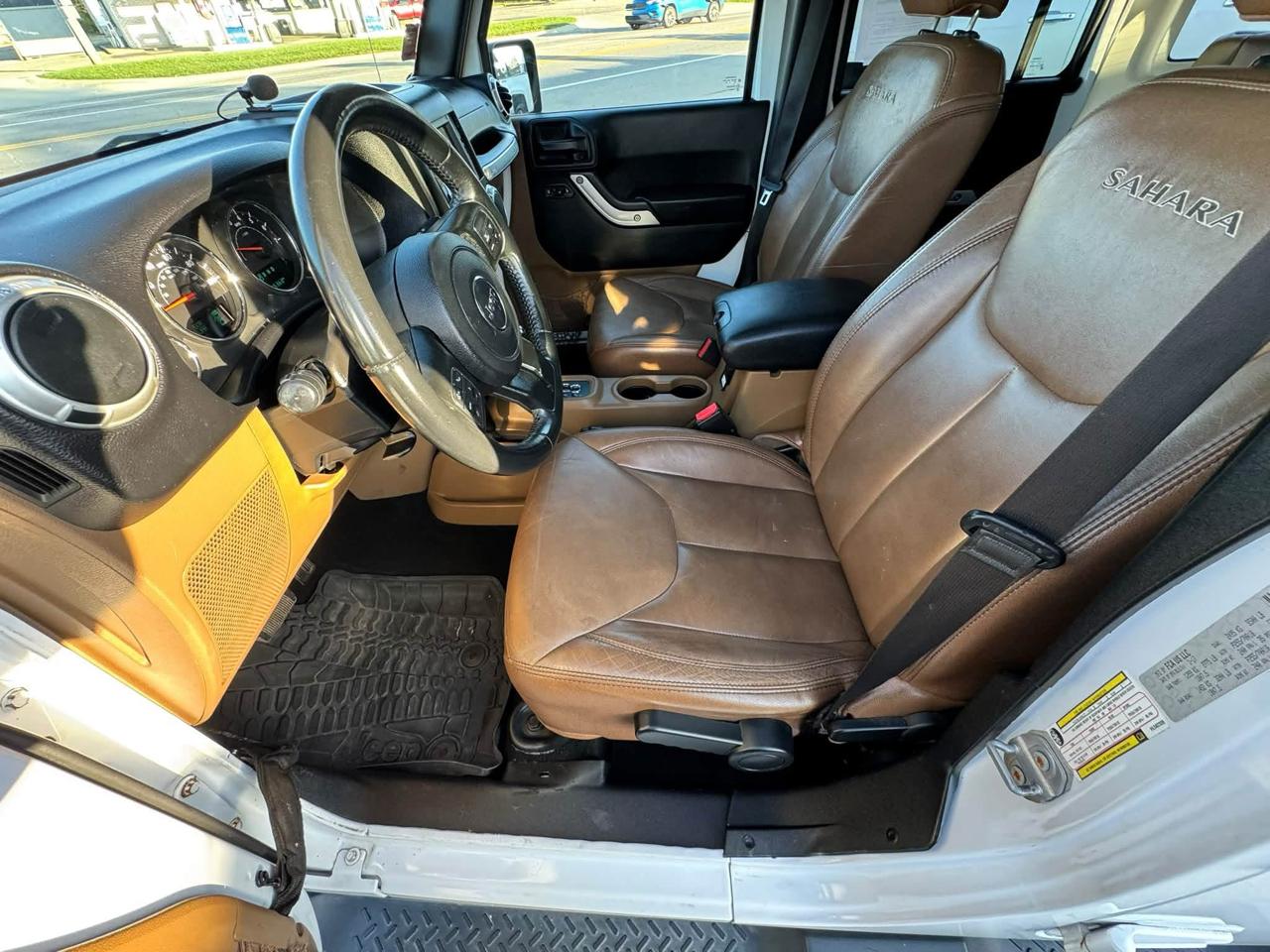 Jeep Wrangler Unlimited Sahara 4WD 2017