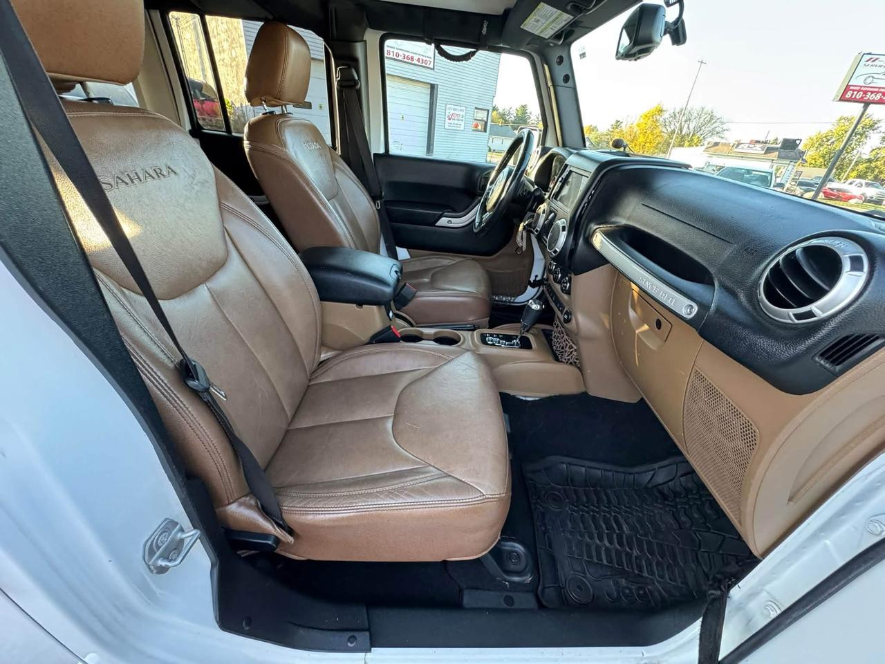 Jeep Wrangler Unlimited Sahara 4WD 2017